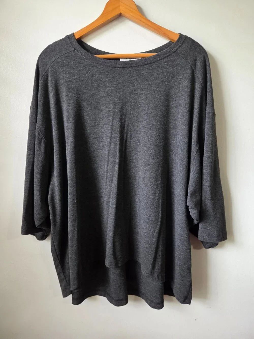LIKE NEW ZENANA GREY OVERSIZED TOP TEE SIZE XL